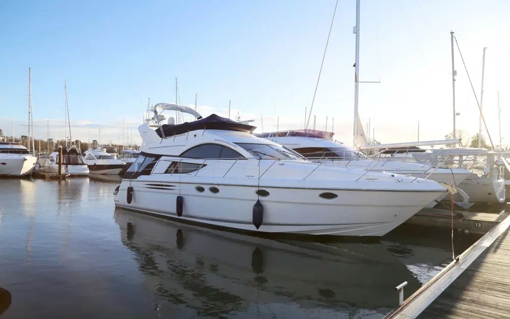 slider 0 Fairline 46
