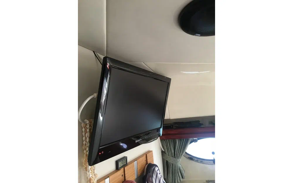 slider 14 Fairline 46