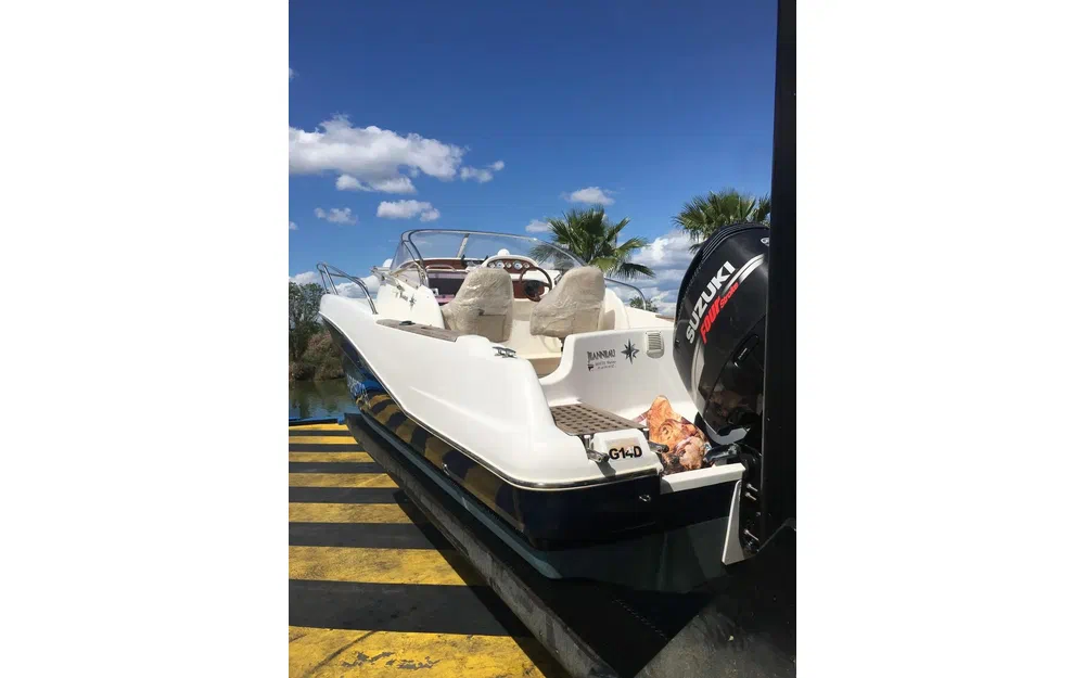 JeanneauCap Camarat 755