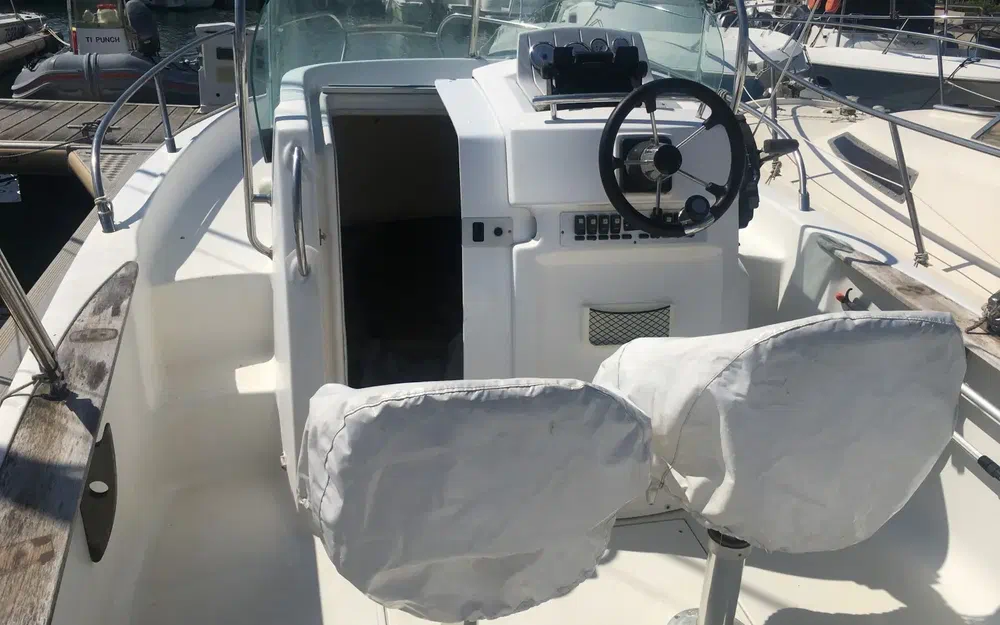 slider 2 Sessa Marine Key Largo 22 Deck