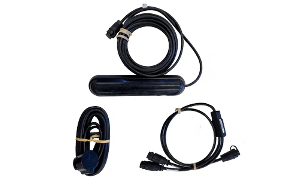slider 0 Sondeur Active Imaging 2-en-1 avec puck in-hull 83/200 (profondeur uniquement)