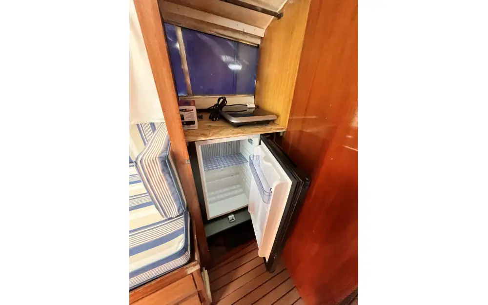 slider 7 Freeman Marine Freeman 24 Cruiser