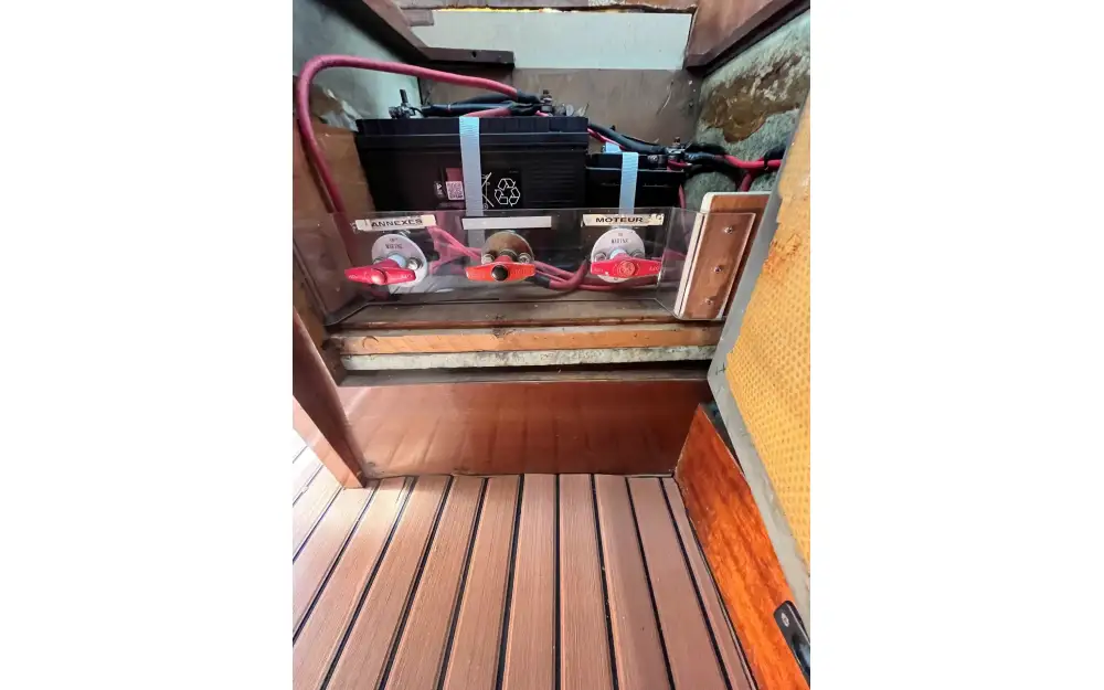 slider 21 Freeman Marine Freeman 24 Cruiser