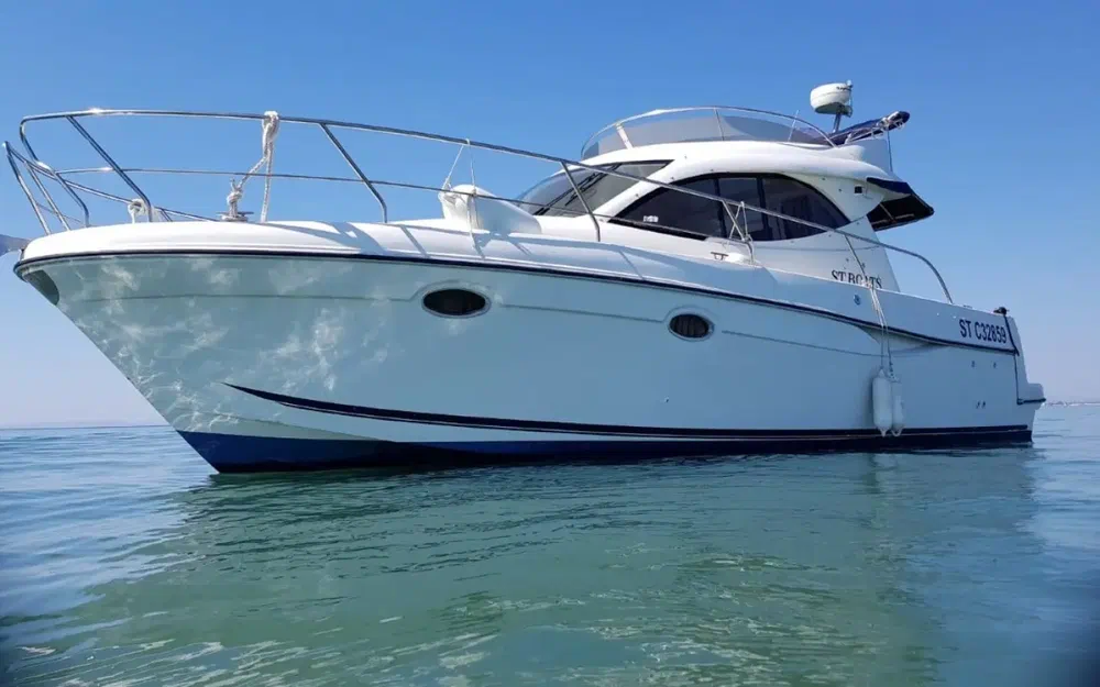 slider 0 ST Boats 34 Fly