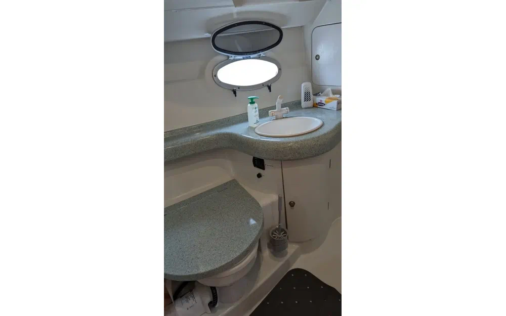 slider 9 ST Boats 34 Fly