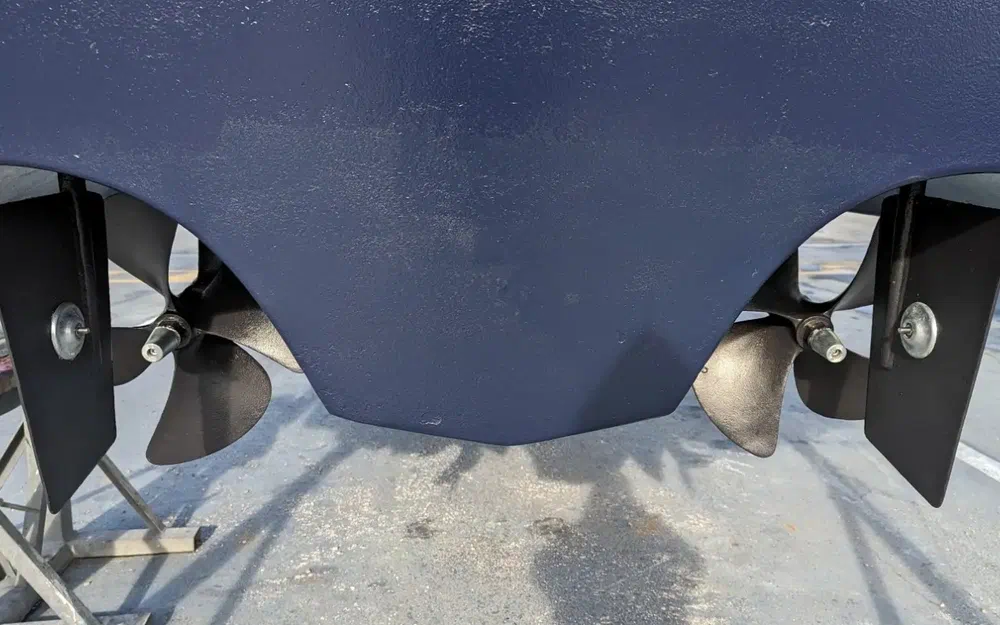 slider 12 ST Boats 34 Fly