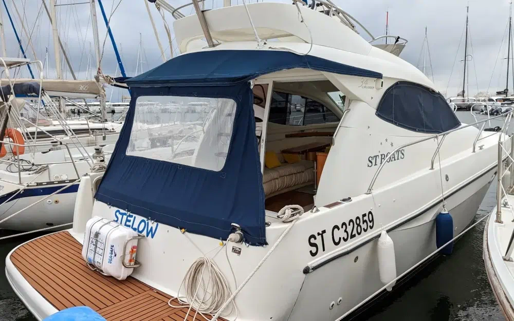 slider 6 ST Boats 34 Fly