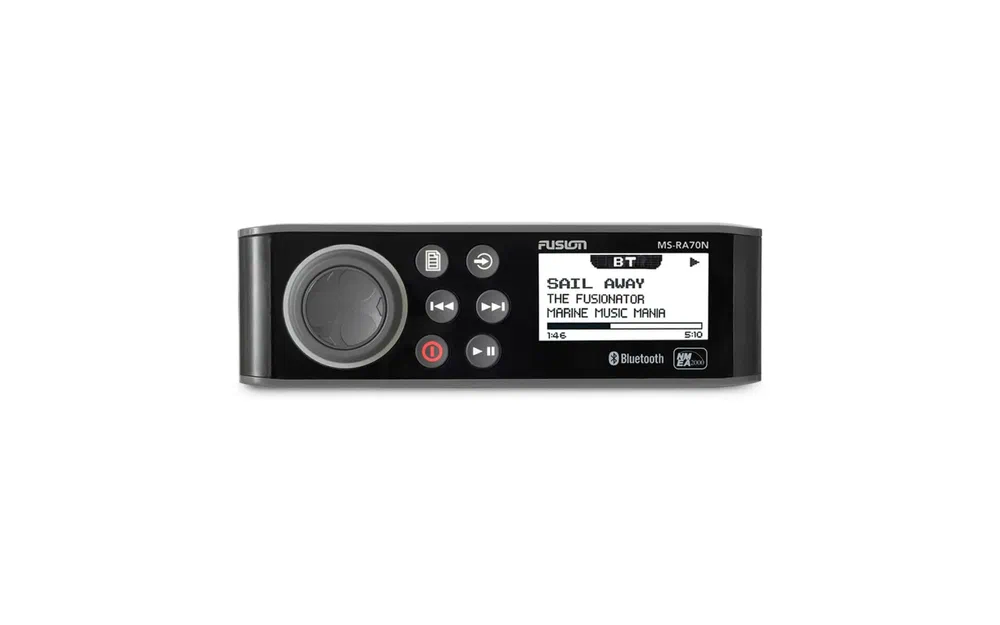 slider 0 Radio nautique Fusion® série RA70 avec NMEA 2000®