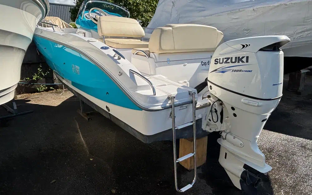 slider 1 Sessa Marine Key Largo One