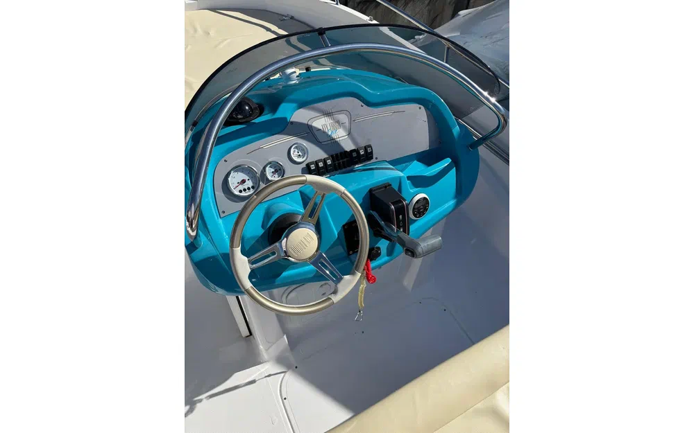 slider 2 Sessa Marine Key Largo One