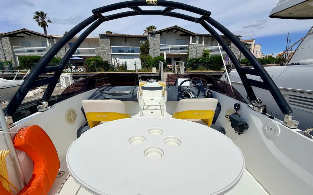 slider 8 Beneteau Flyer 6 Sport Deck