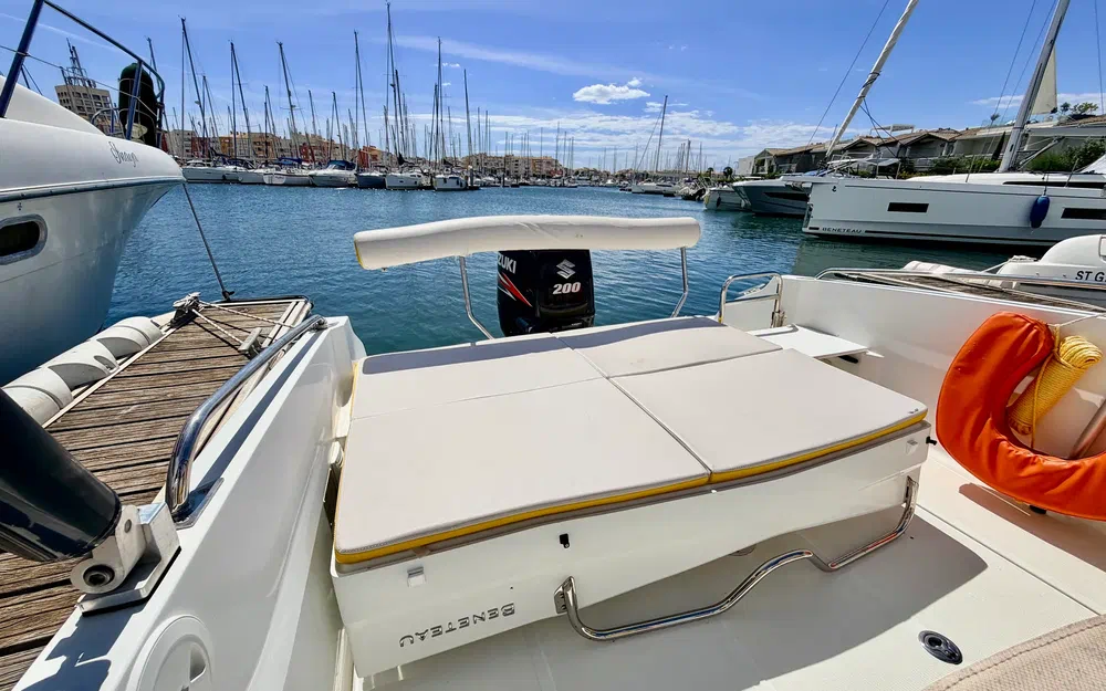 slider 9 Beneteau Flyer 6 Sport Deck