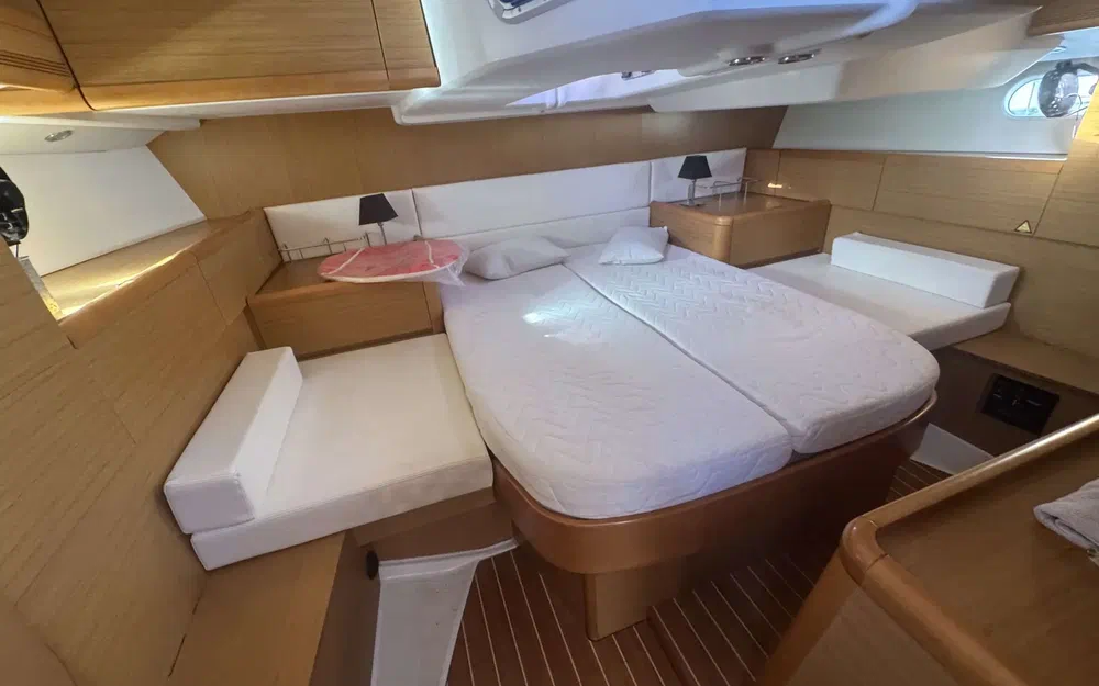 slider 7 Jeanneau Sun Odyssey 50 DS