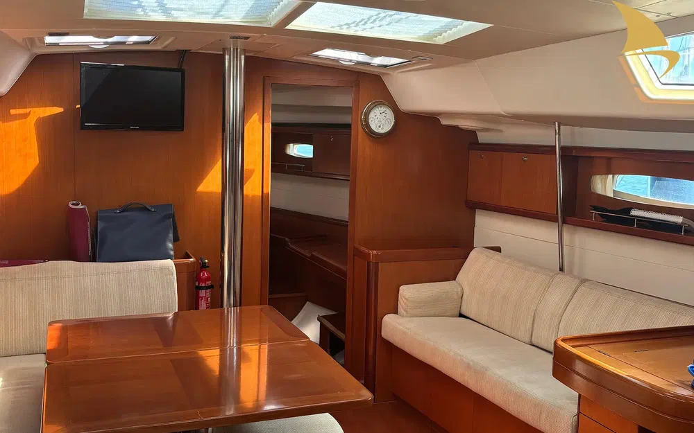 slider 7 Beneteau Oceanis 50