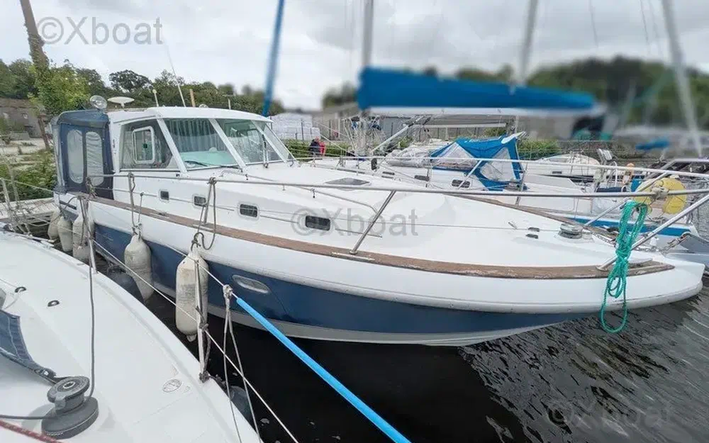 slider 1 Beneteau Ombrine 960 Timonier