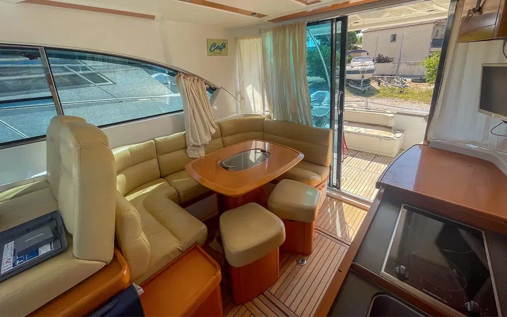 slider 7 Beneteau Antares 12