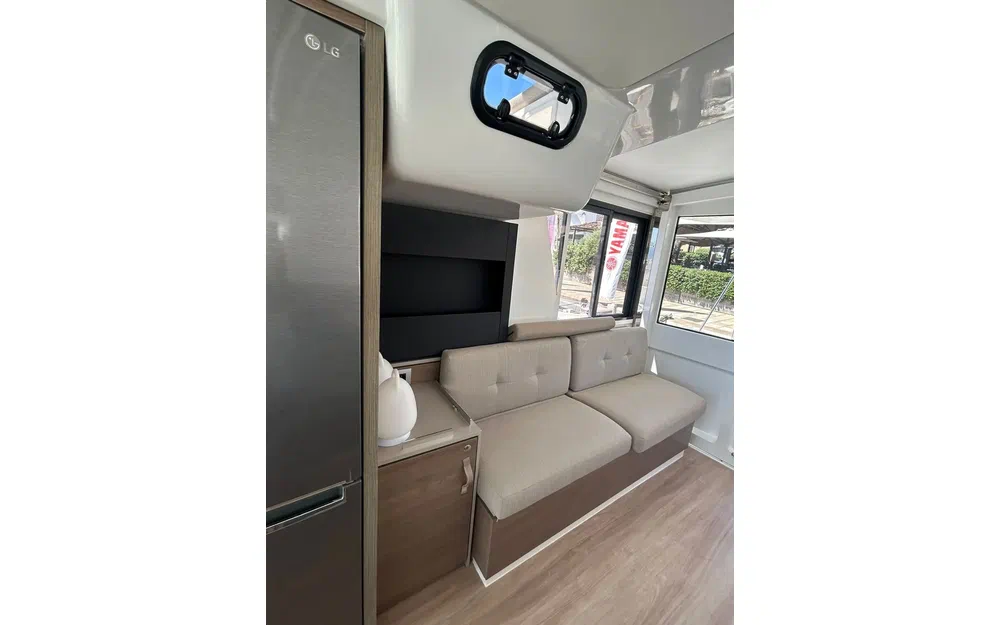 slider 7 Bali Catamarans Bali 4.2