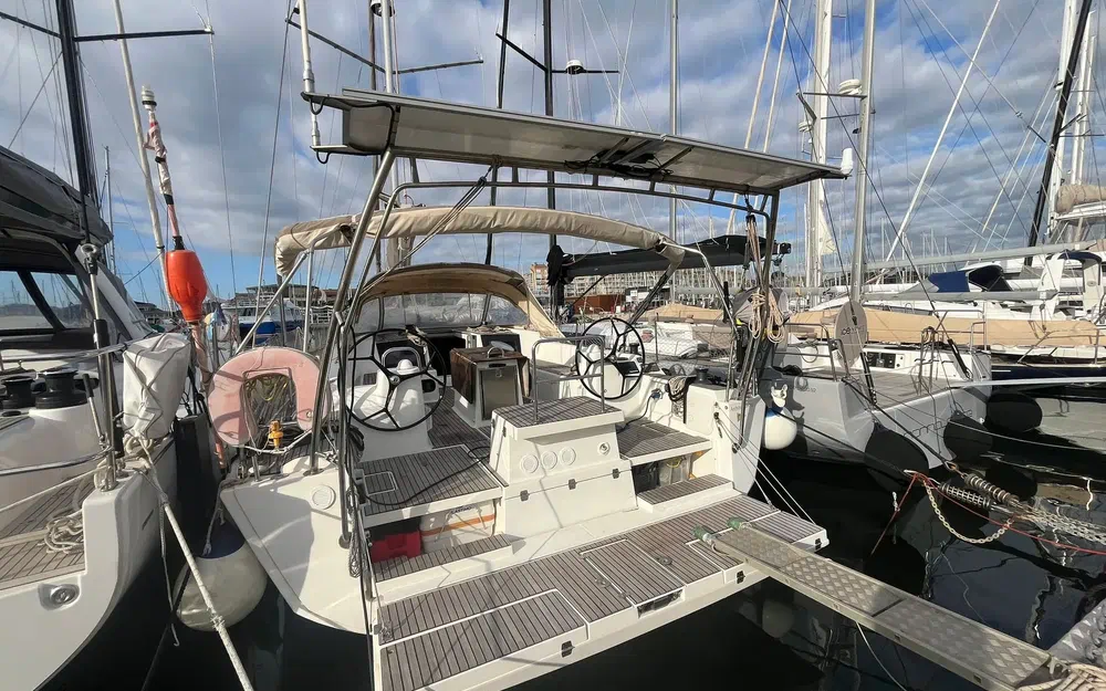 slider 18 Dufour 512 Grand Large