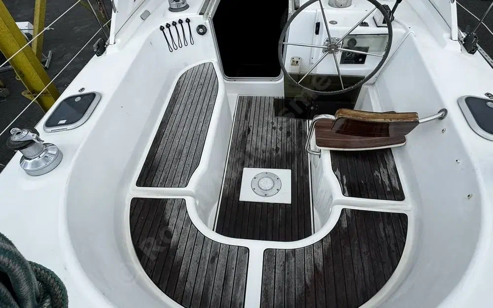 slider 10 Beneteau Oceanis 40 CC