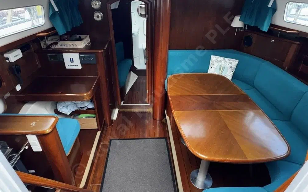 slider 11 Beneteau Oceanis 40 CC