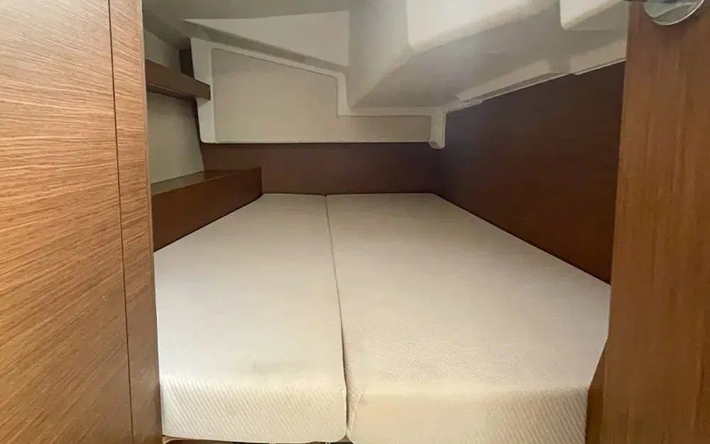 slider 12 Beneteau Oceanis 34.1