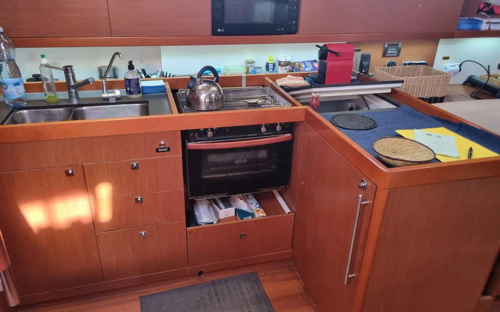slider 3 Beneteau Oceanis 45