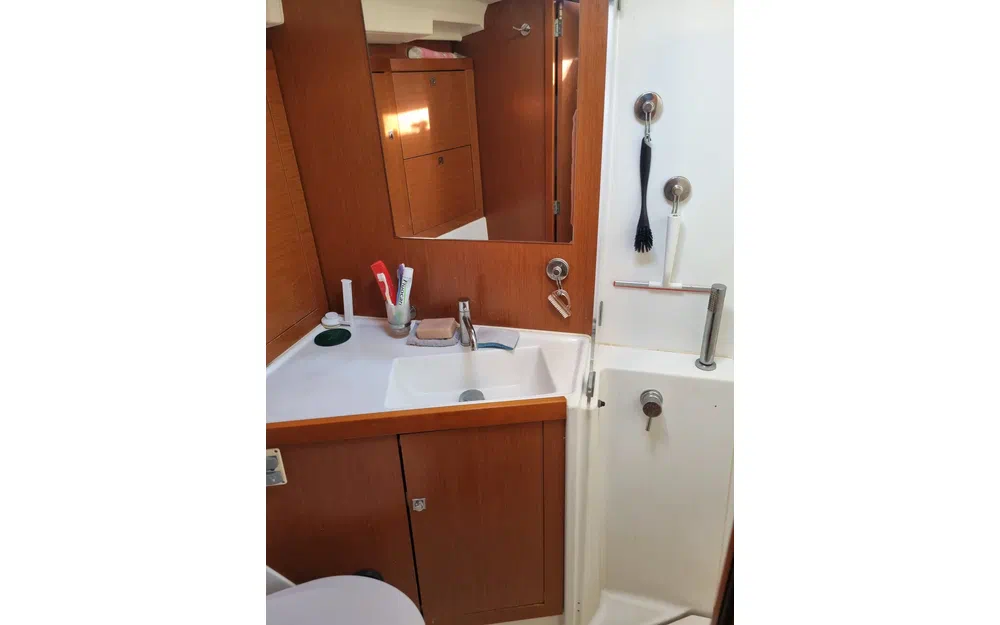 slider 5 Beneteau Oceanis 45