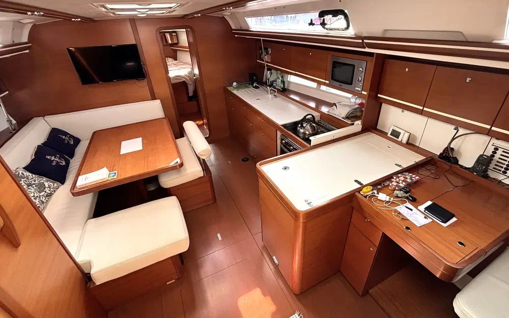 slider 1 Dufour 445 Grand Large