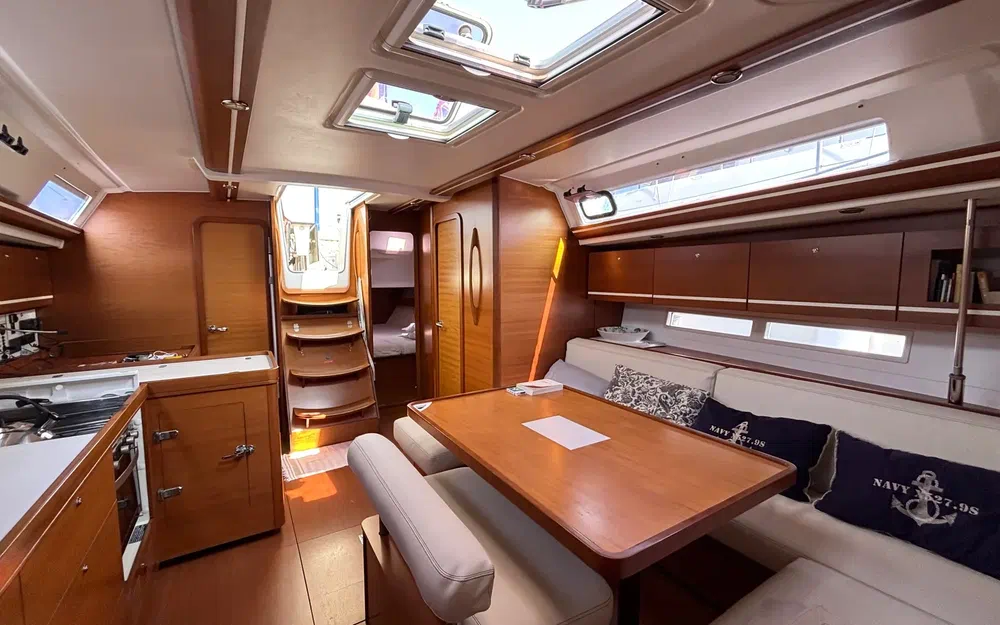 slider 5 Dufour 445 Grand Large