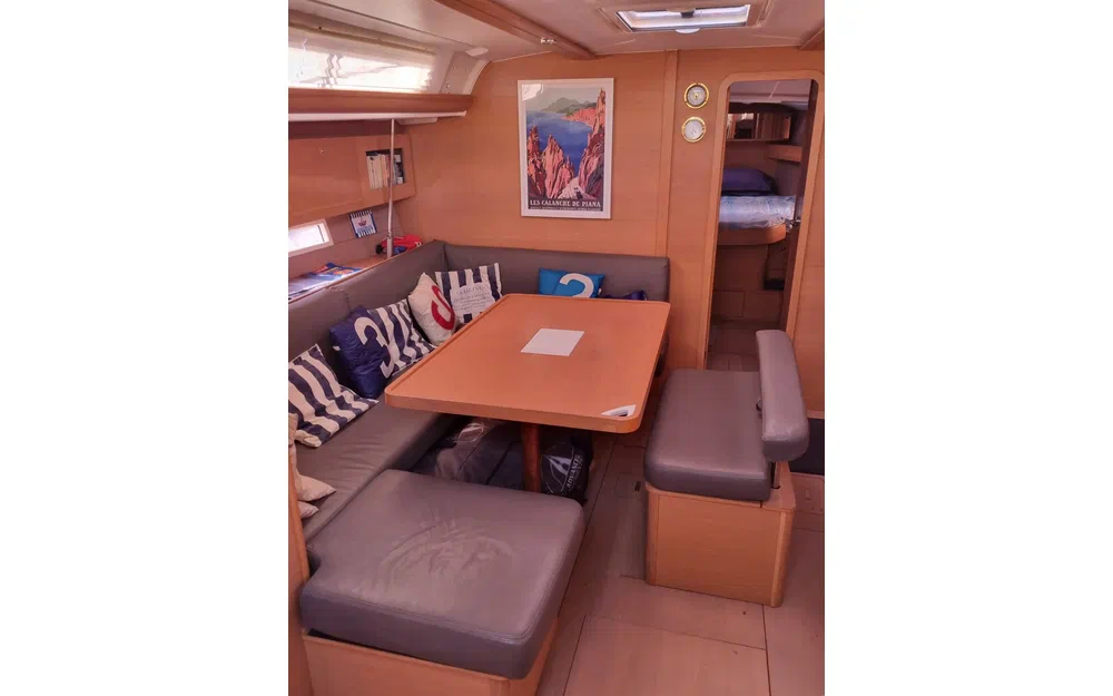 slider 9 Dufour 450 Grand Large