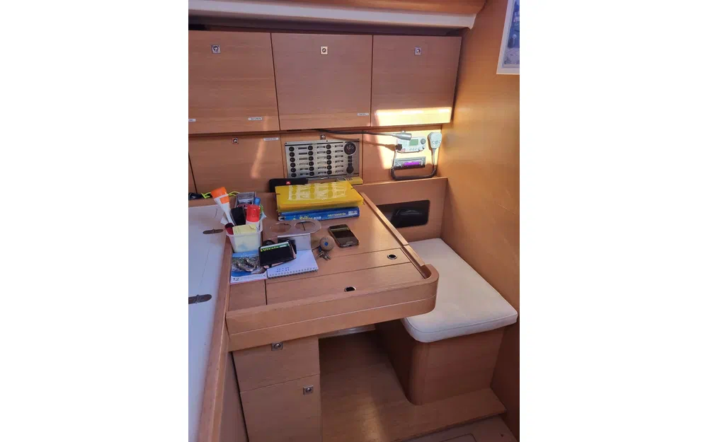 slider 4 Dufour 450 Grand Large