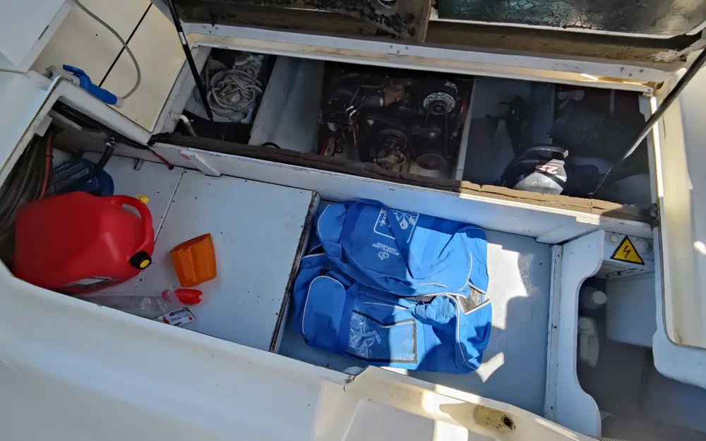 slider 12 Jeanneau Leader 805