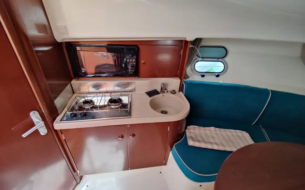 slider 4 Jeanneau Leader 805