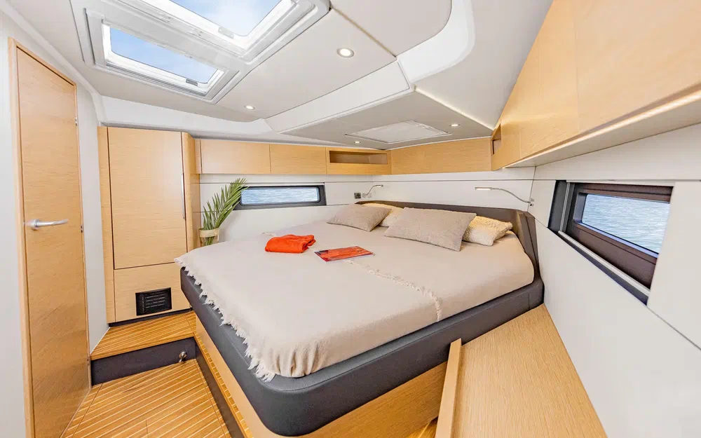 slider 9 Hanse 460