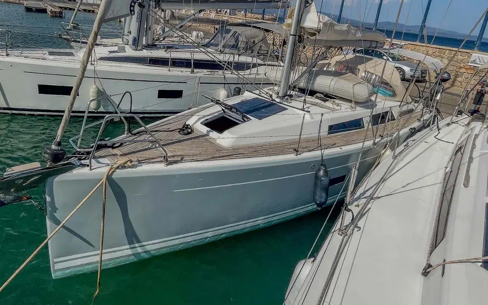 slider 1 Hanse 348