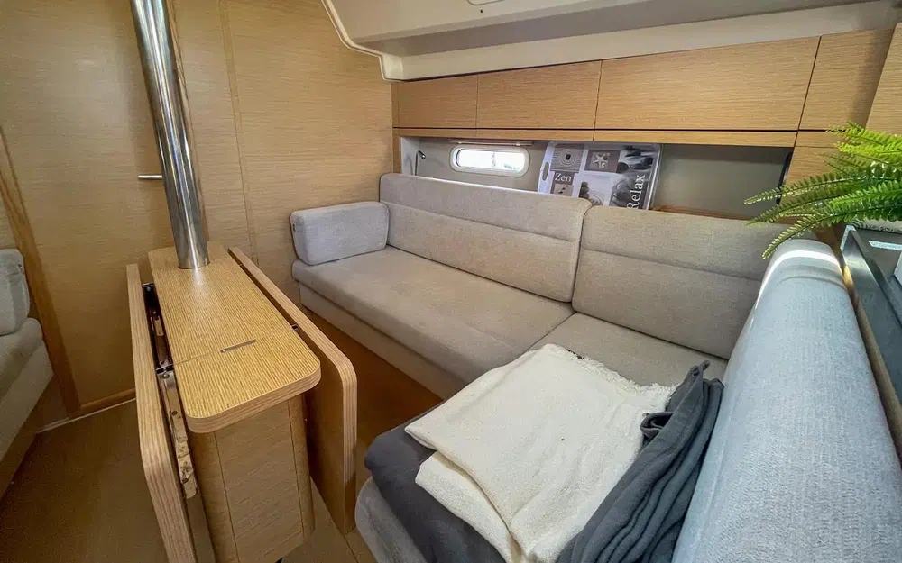 slider 8 Hanse 348