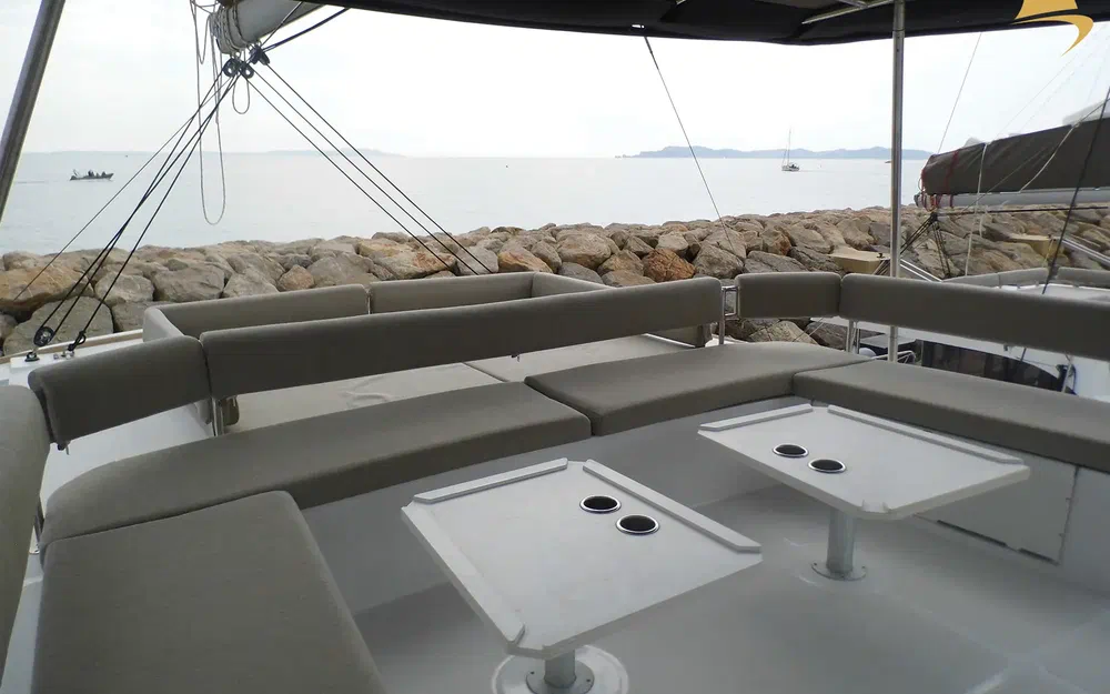 slider 5 Bali Catamarans Bali 5.4