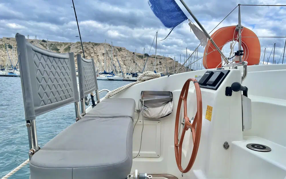 slider 17 Beneteau Excess 11