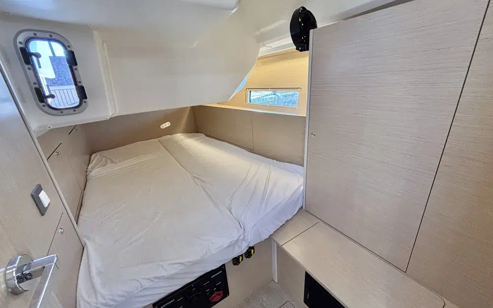 slider 15 Beneteau Oceanis 40.1