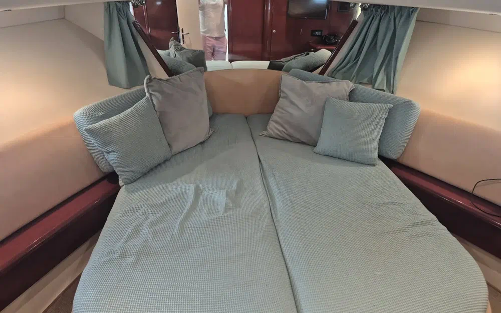 slider 5 Jeanneau Prestige 36 Fly