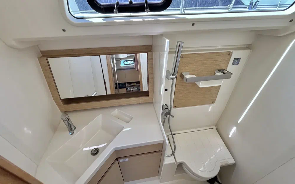 slider 21 Hanse 388