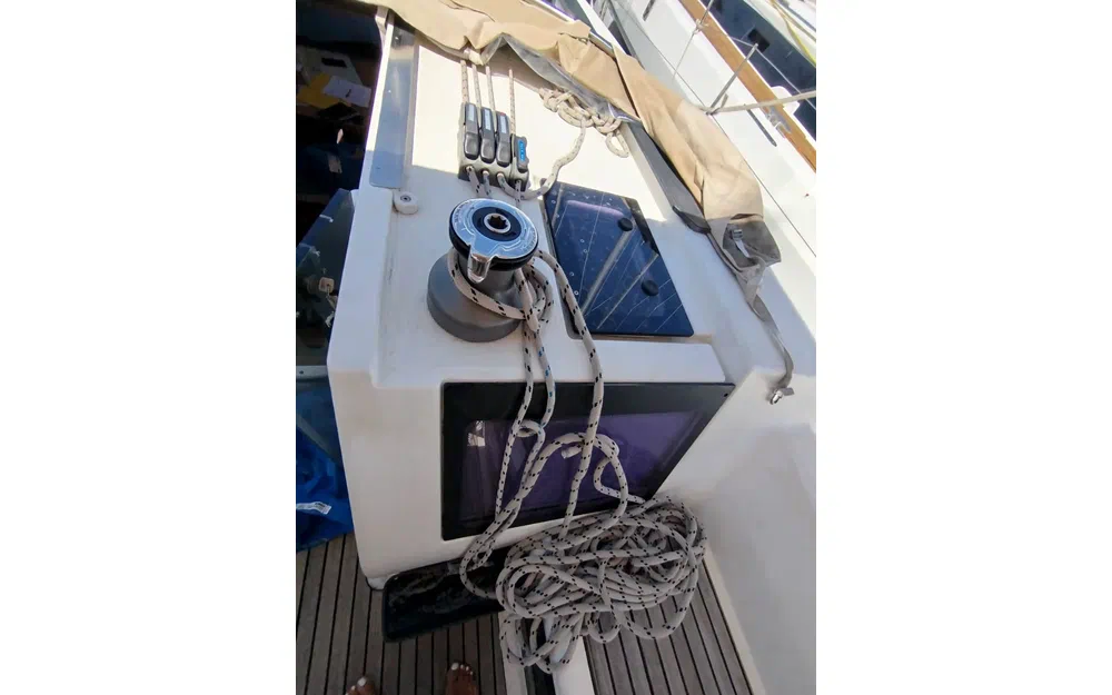slider 17 Dufour 410 Grand Large