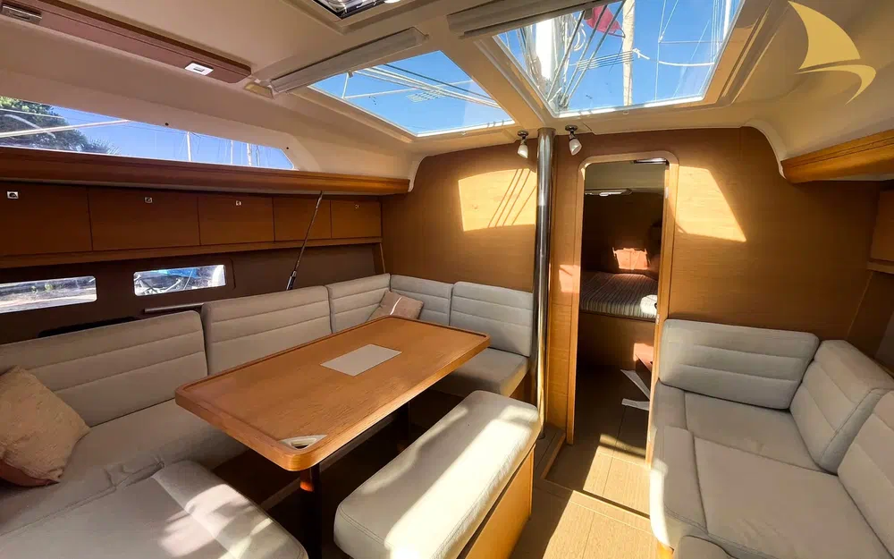 slider 8 Dufour 410 Grand Large