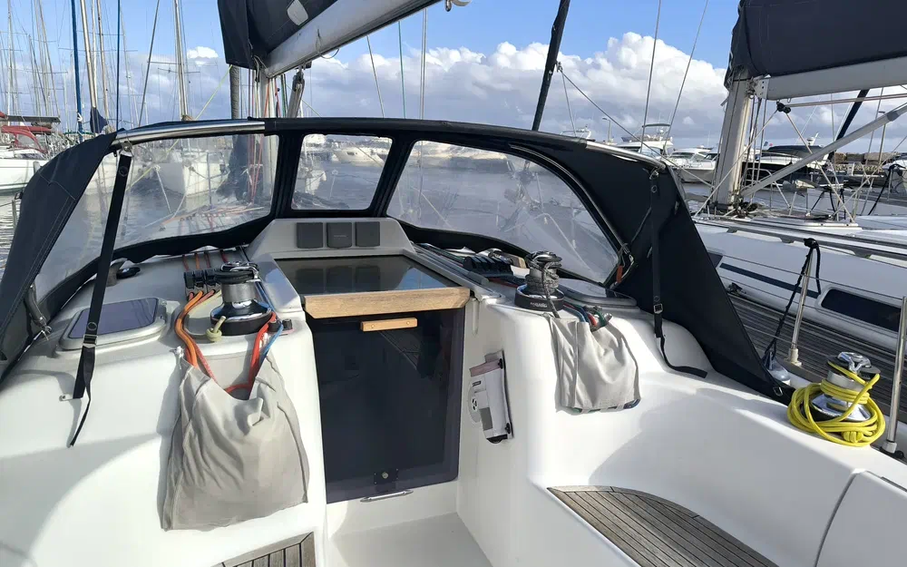 slider 8 Grand Soleil 40