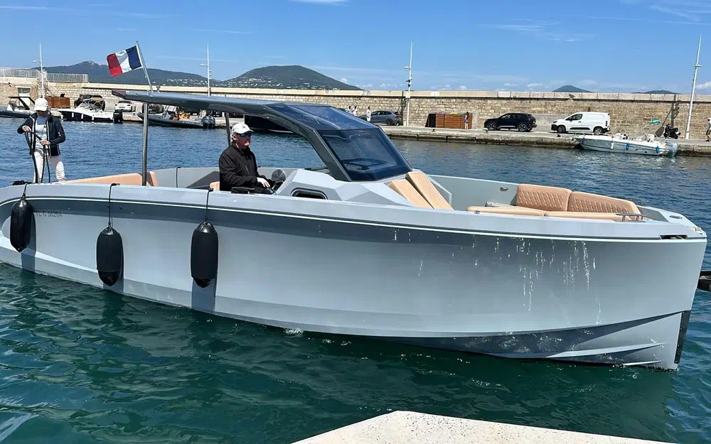 slider 0 Rand Boats Rand Escape 30