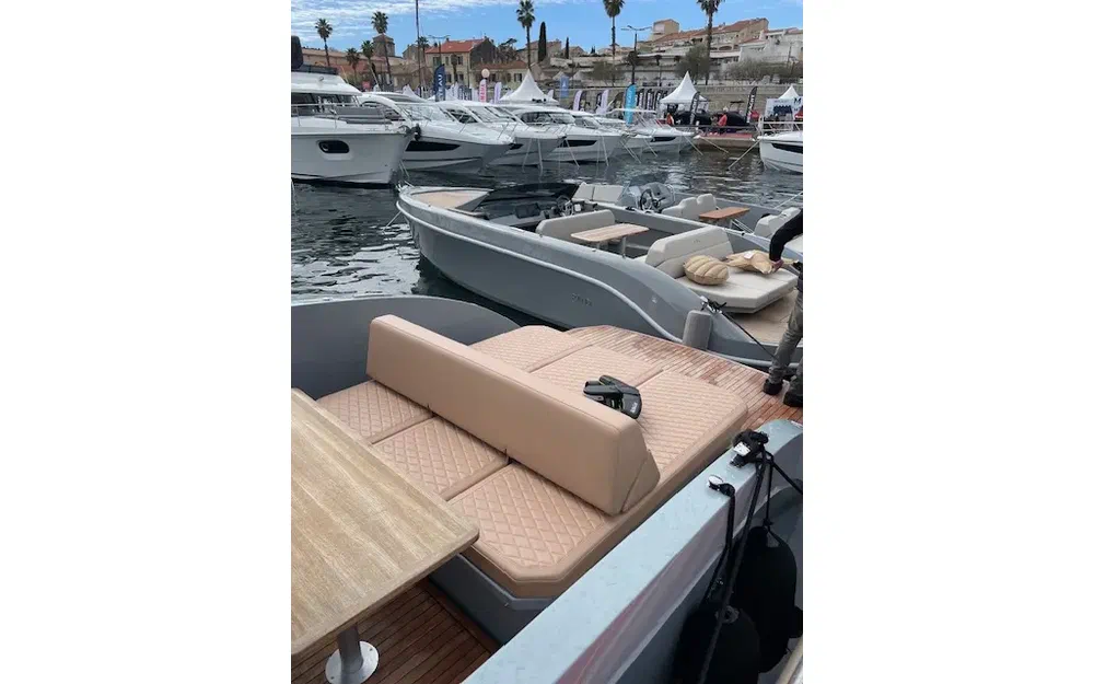 slider 4 Rand Boats Rand Escape 30