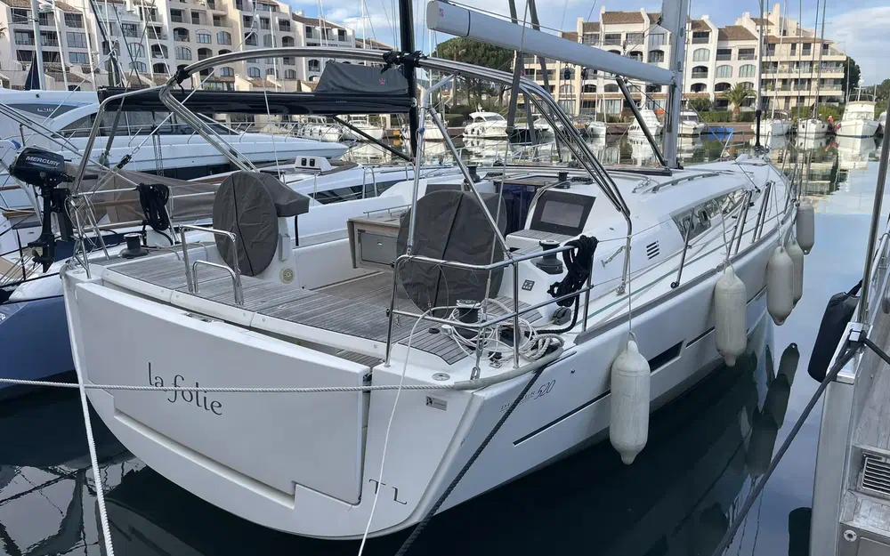 slider 0 Dufour 520 Grand Large