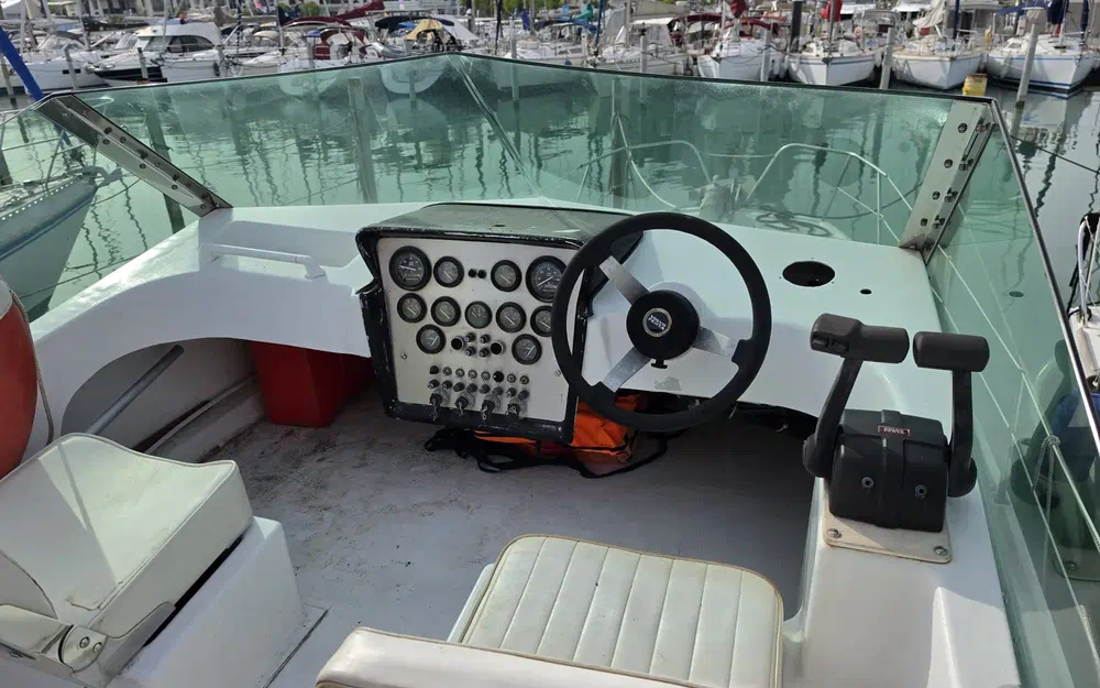 slider 9 Jeanneau Imperator 900