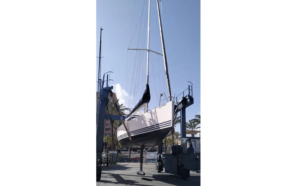 slider 4 X-Yachts 41 MAKANAKI