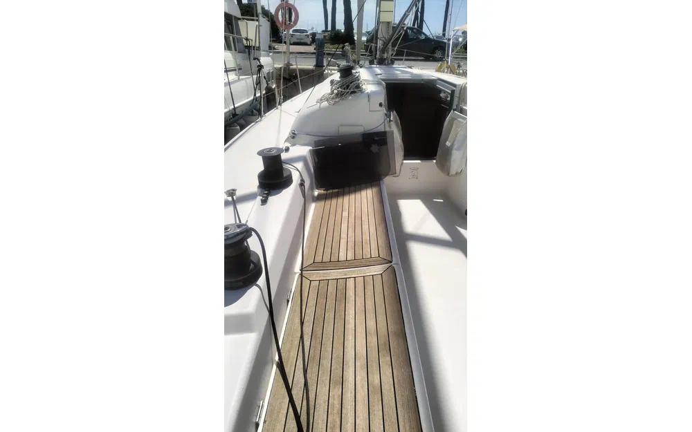 slider 6 X-Yachts 41 MAKANAKI